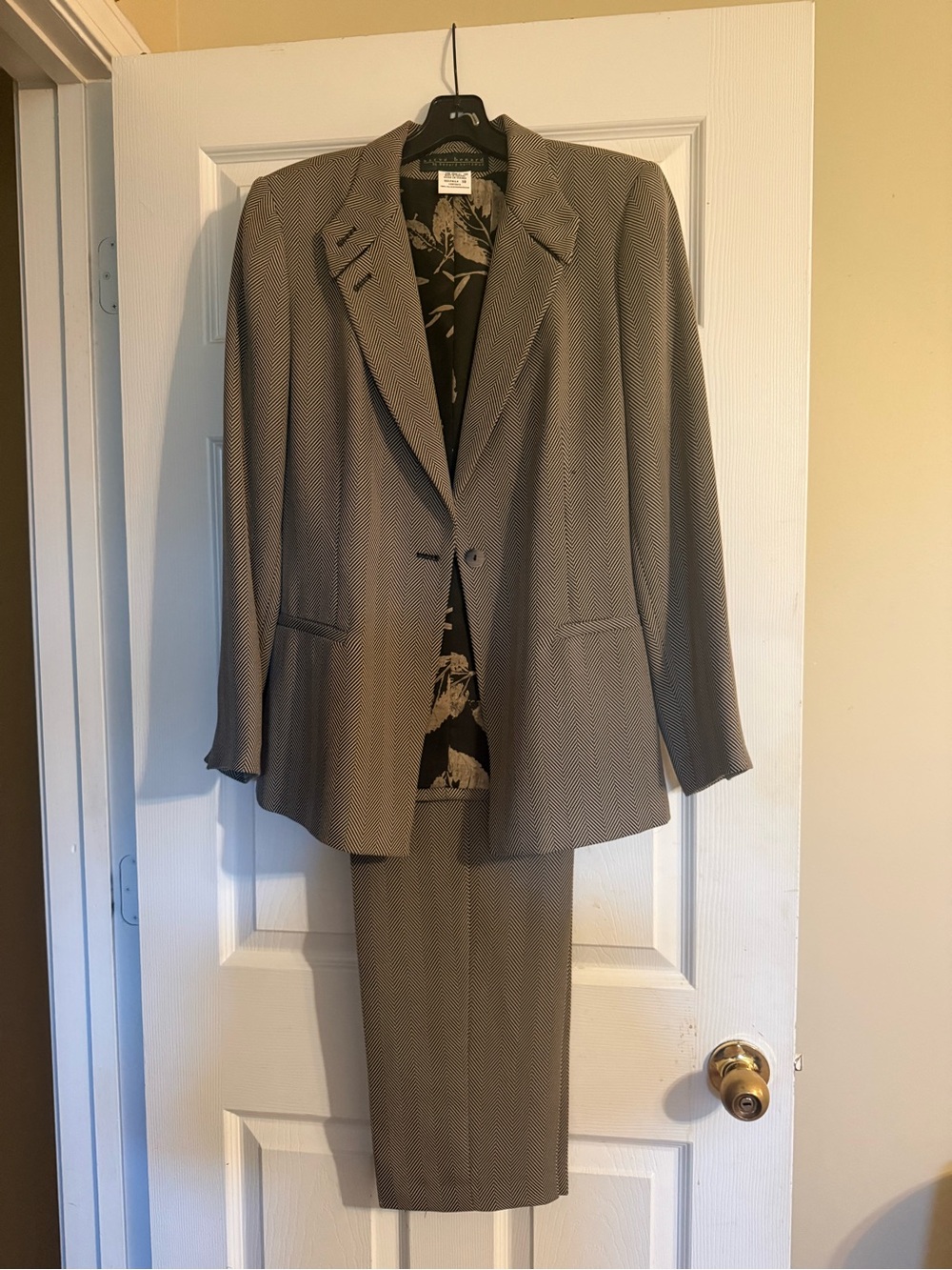 Classic women Green Two-Piece Suit Blazer and Trousers